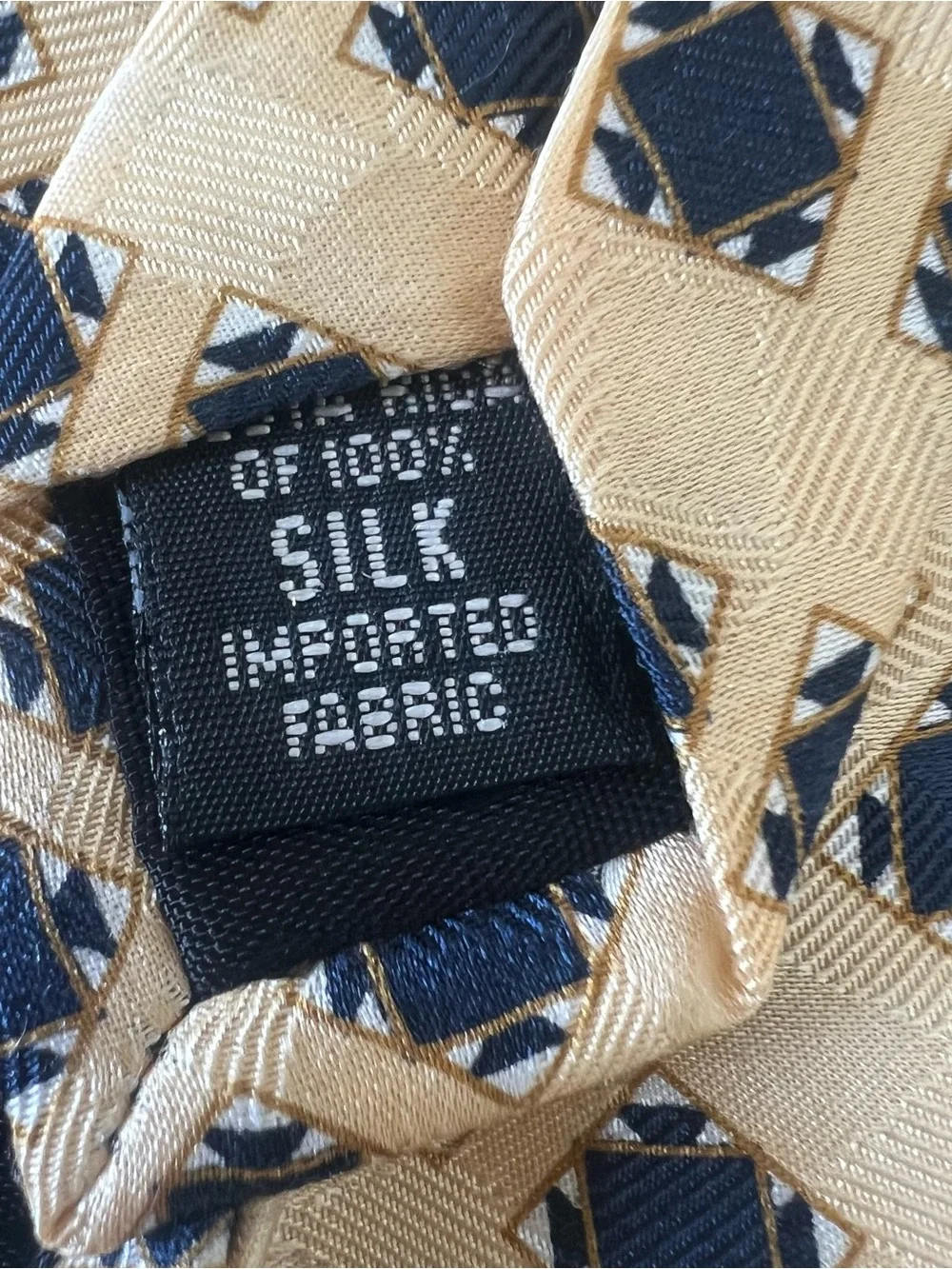 NEO Bill Blass Vintage Necktie 100% Silk